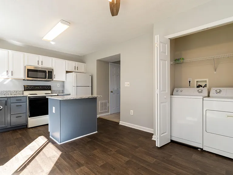 9802 W Midland Way — Photo 8