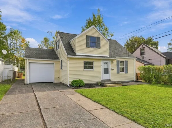 3 Willow Ct, Buffalo, NY 14225
