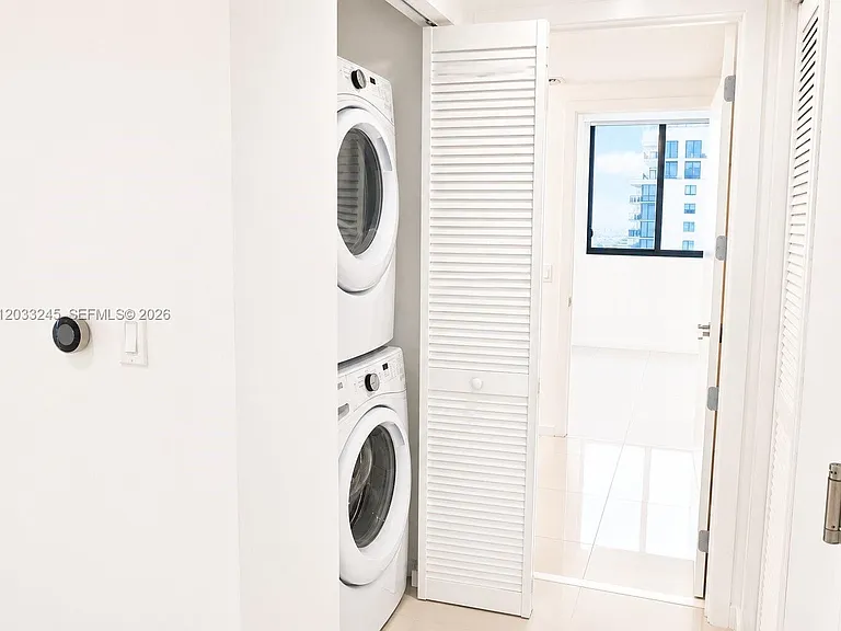 5300 Paseo Dr #1701 — Photo 11