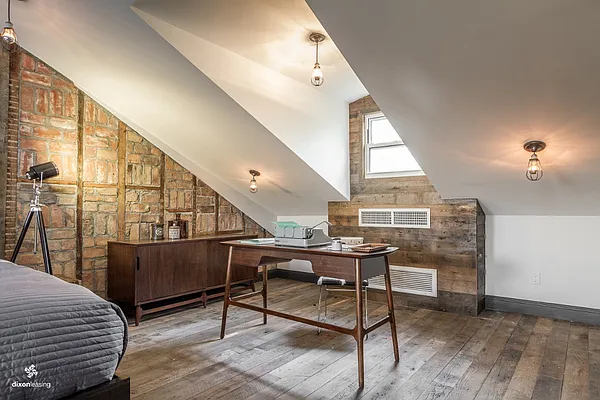 Rented by Dixon Advisory USA Inc. | media 23