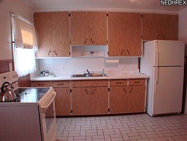 5th image of 721 Willow Dr