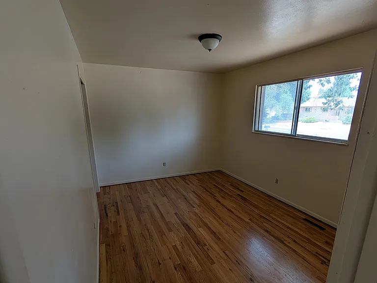 835 S Bross St — Photo 4