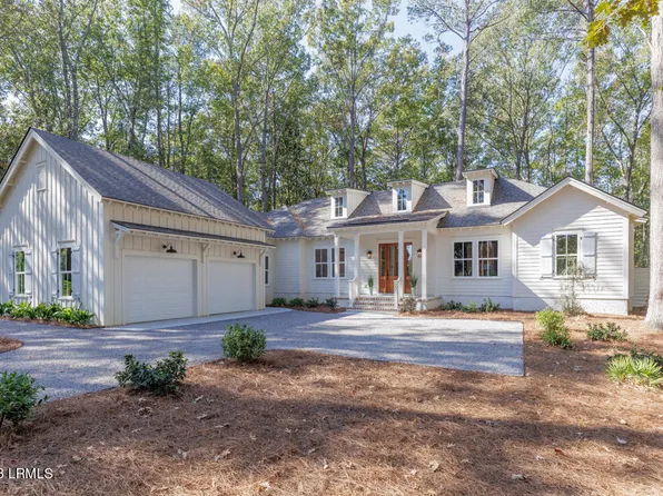 22 Longwood Dr, Okatie, SC 29909