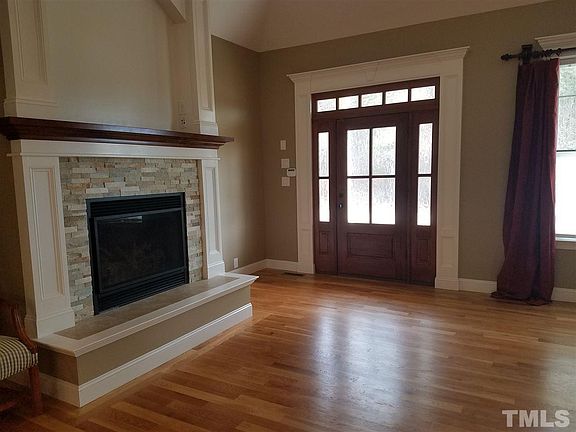 4th image of 1111 Dovefield Ln