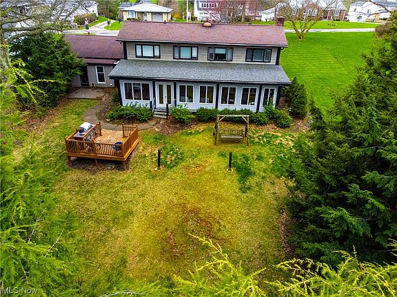 2nd image of 107 Walnut Ave