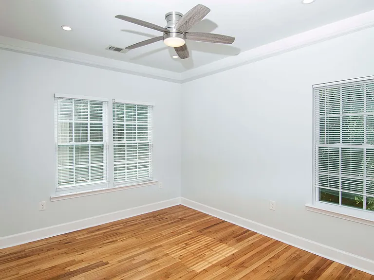 2594 Watkins St NW — Photo 10