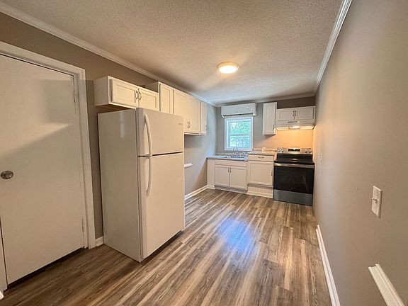 3rd image of 412 W Atlantic St #1A