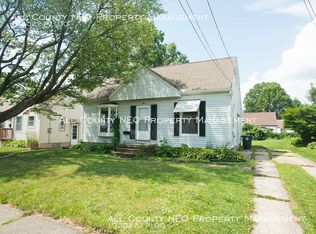 881 N Firestone Blvd, Akron, OH 44306