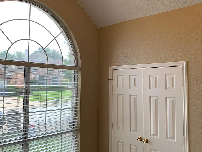 18504 Shadow Ridge Dr — Photo 14