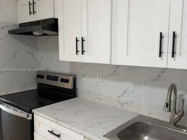 18416 NE 24th Ct #18418, North Miami Beach, FL 33160