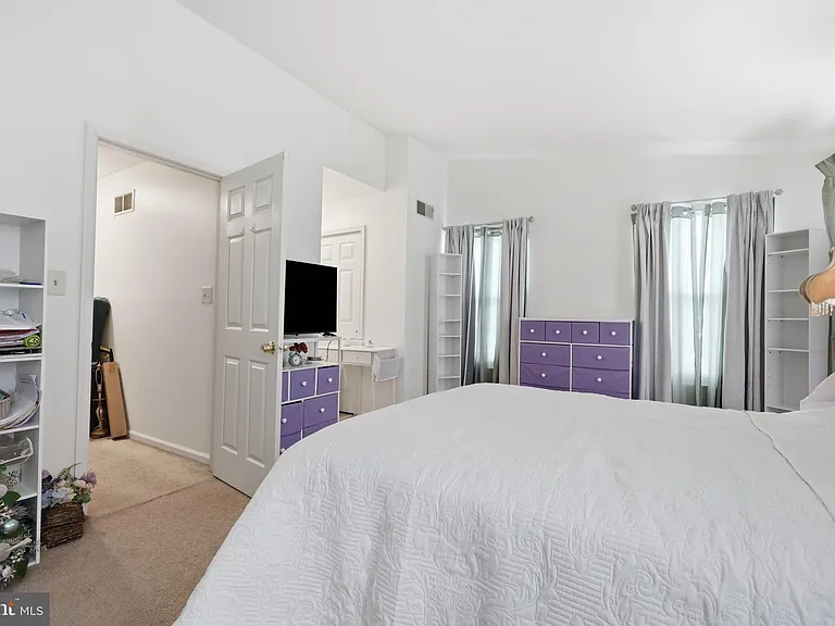6405 Spruce Mill Dr — Photo 17