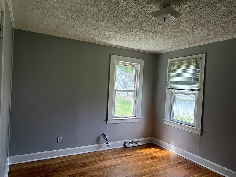 806 Garrison St — Photo 20