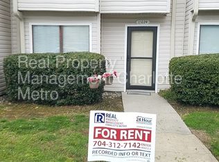 11024 Carmel Crossing Rd, Charlotte, NC 28226