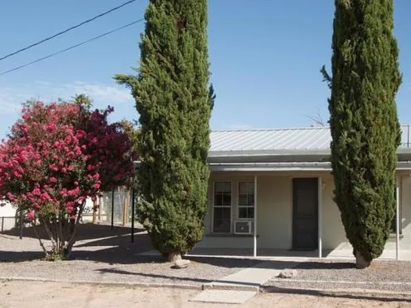 1006 W Dallas St, Marfa, TX 79843