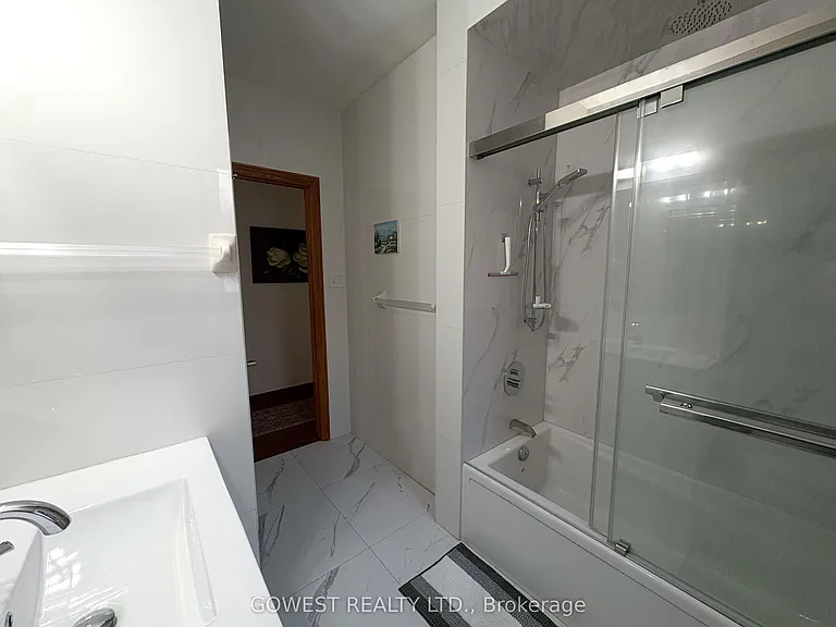 20 Glen Gordon Rd #2 — Photo 33