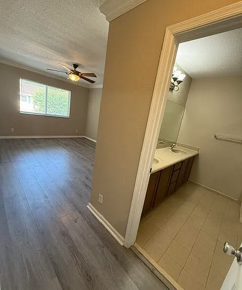 3075 N Evergreen Cir — Photo 24