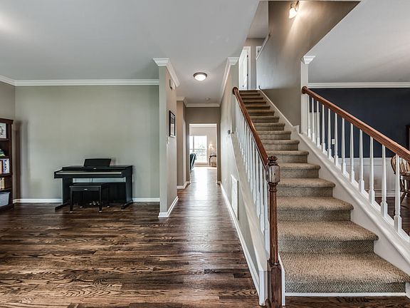 4th image of 11406 Oxford Station Ln