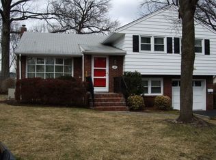 141 Hillside Ave, Bergenfield, NJ 07621