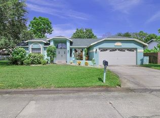 1909 Glen Lakes Cir N, Saint Petersburg, FL 33702