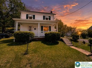 391 Fairview St, Lehighton, PA 18235