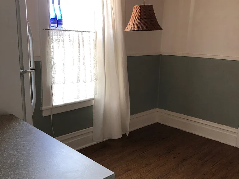 eating area kitchen