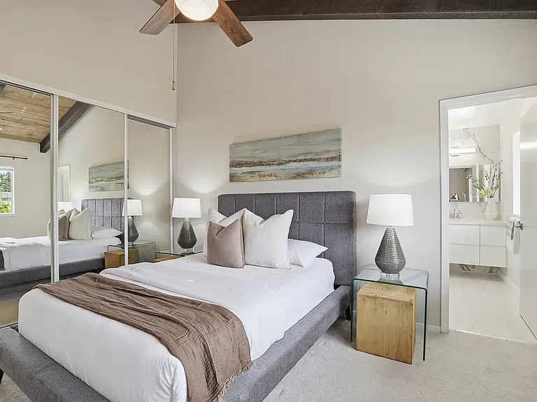 255 S Rengstorff Ave #2 — Photo 9