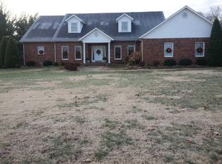 13735 Kenney Ln, Neosho, MO 64850