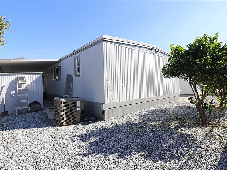 5001 W Florida Ave #129 — Photo 3