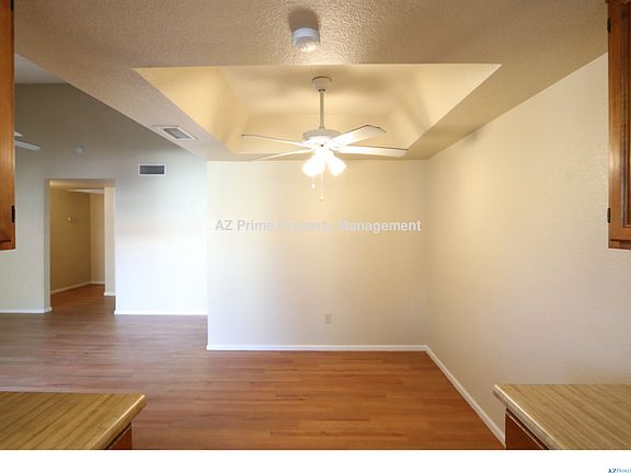 4th image of 10610 S 48th St Unit 2085