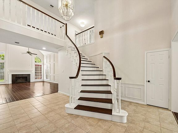 3rd image of 4103 Stone Edge Ct