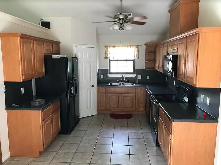 1816 Brothers Blvd #10 — Photo 5