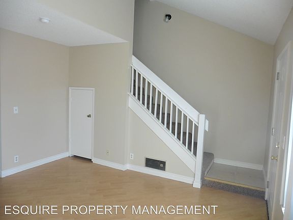 4th image of 305 S Steckel Dr APT 2