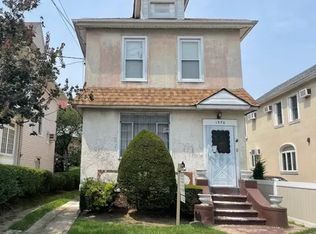 1970 E 13th St, Brooklyn, NY 11229