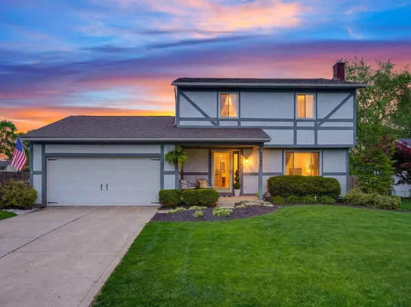 290 Old Coach Pl, Canal Winchester, OH 43110