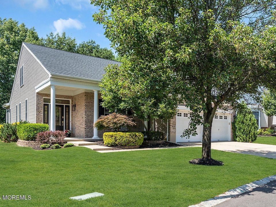 1st image of 44 Winged Foot Road