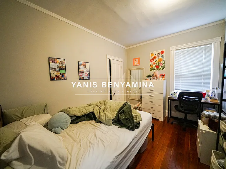 21 Sparks St — Photo 14