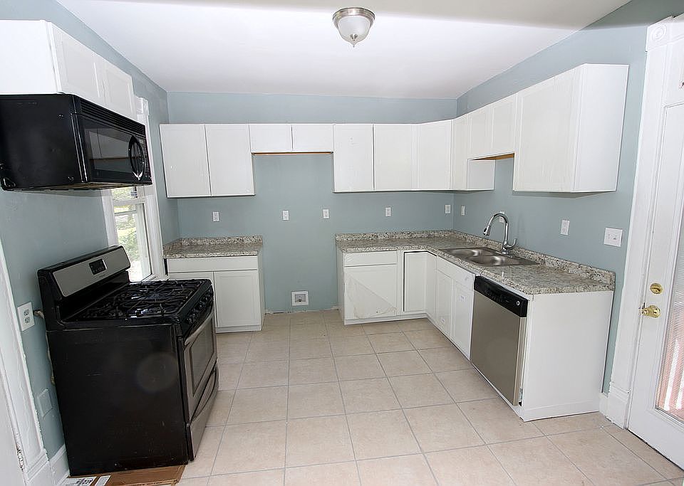 Front view of kitchen