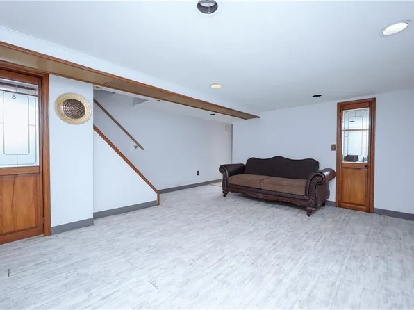 1722 70th Street image 27 of 28