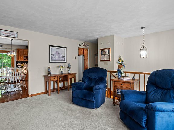 5th image of 138 Bonnie Ct