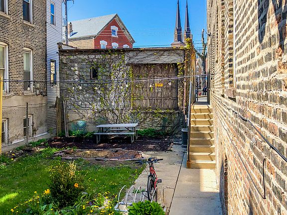 5th image of 2030 W Coulter St APT 3R