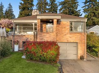 12018 7th Ave NW, Seattle, WA 98177
