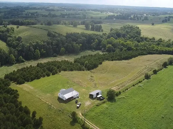 465 Saunders Ln, Hillsboro, KY 41049