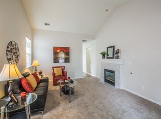 462 Chambers Way, Aurora, CO 80011