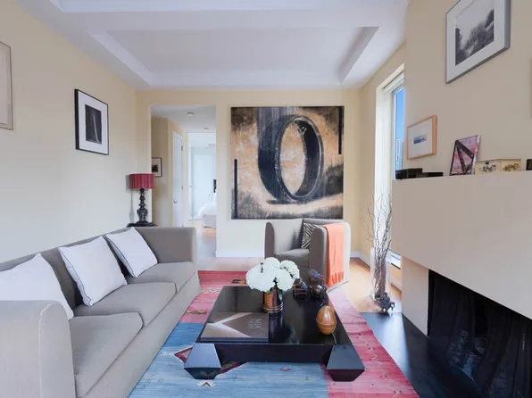 225 East 79th Street image 3 of 23