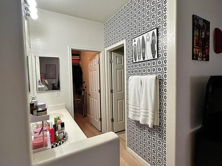 525 N Miller Rd #233 — Photo 12