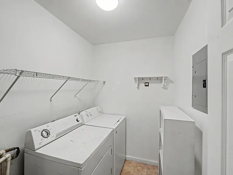 9535 University Terrace Dr #B — Photo 15