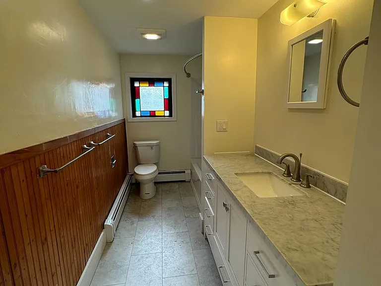 21-23 Maple St — Photo 16