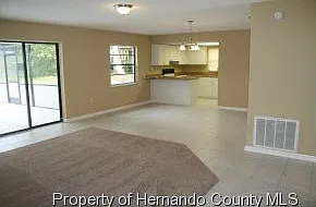 7400 Dundee Way — Photo 5
