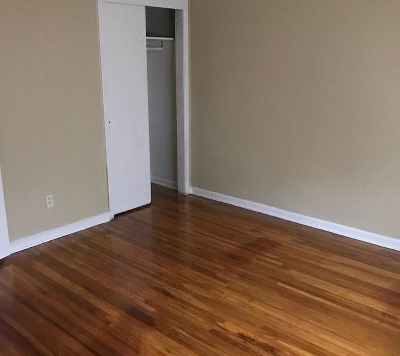 2nd image of 4015 Summer Ave APT 16