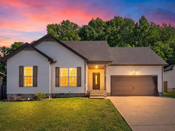 1307 Whitt Ln, Clarksville, TN 37042